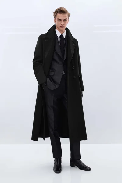 Look 1